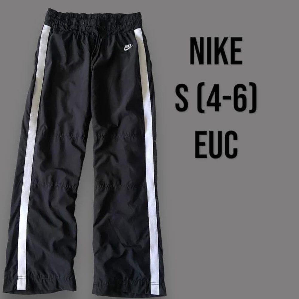 90s-2k Nike Black & White Windbreaker Track Pants with Side Stripes
